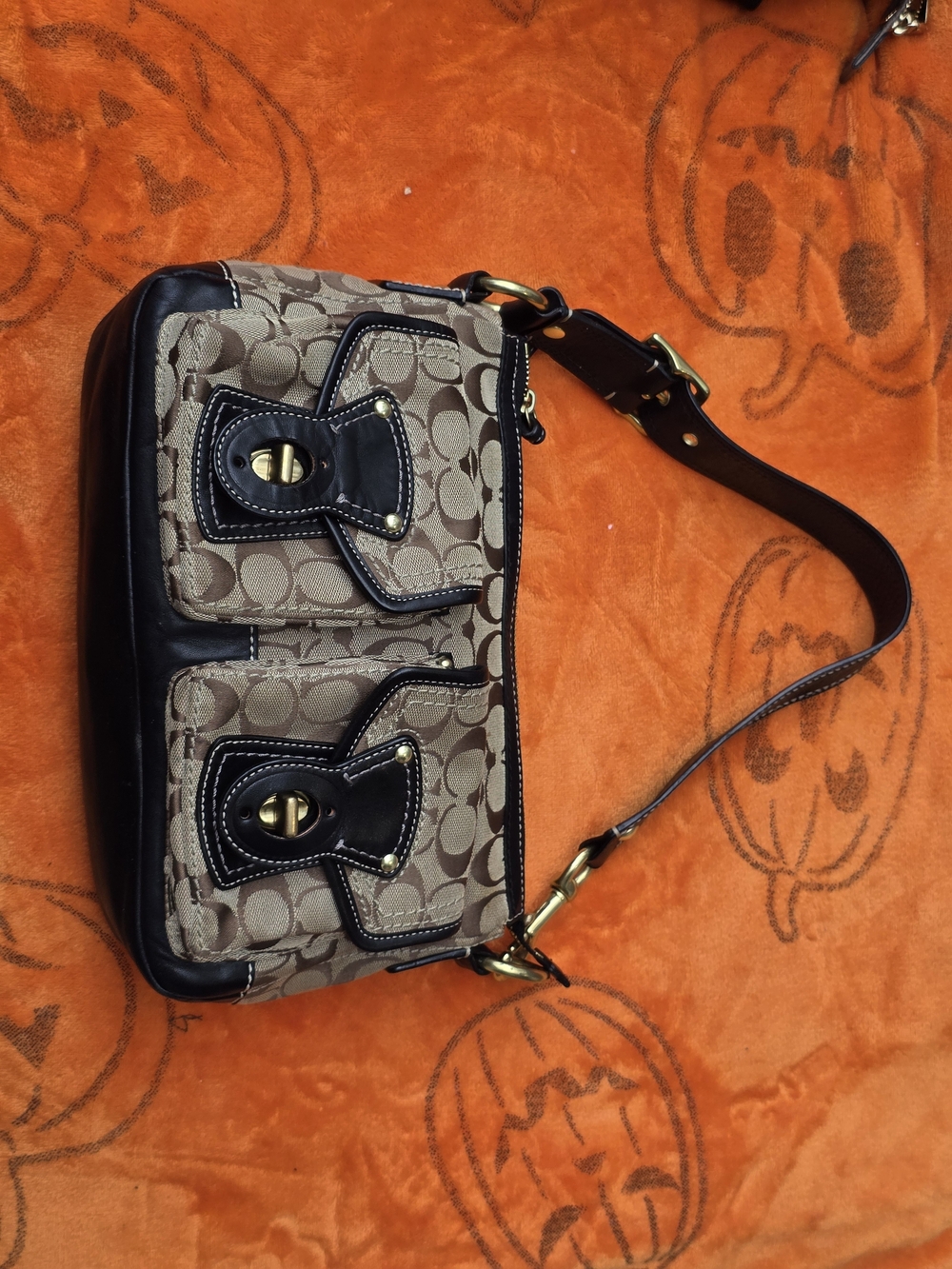Coach Legacy Signature Shoulder Bag – Style F12889